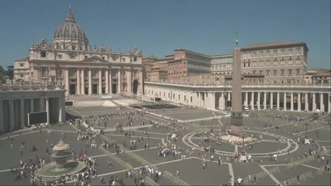 LIVE: View of St. Peter’s Square ahead of the conclave