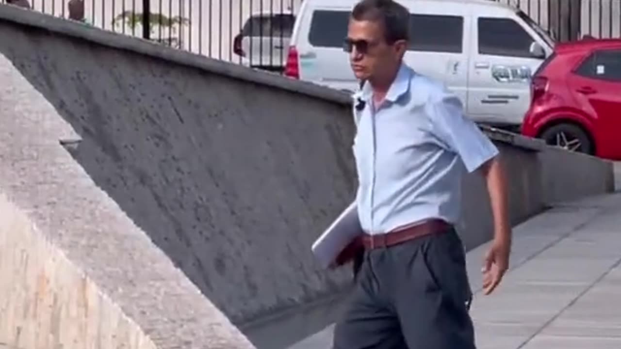 The Magic Door Prank 😂 – You Have to See This!