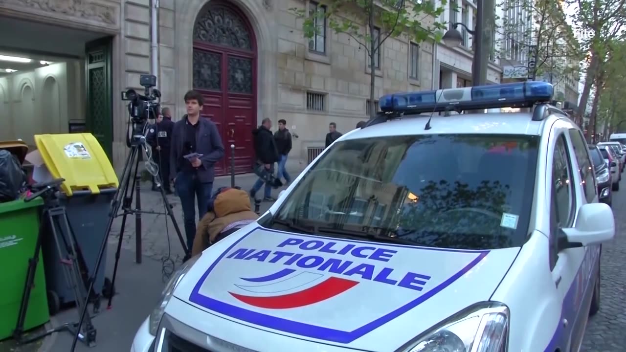 'Grandpa robbers' go on trial over Kim Kardashian jewel heist