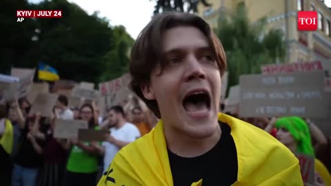 Big Defeat For Zelensky: Ukraine Pres. Surrenders Right Before 'COUP' By Trump, European Allies?