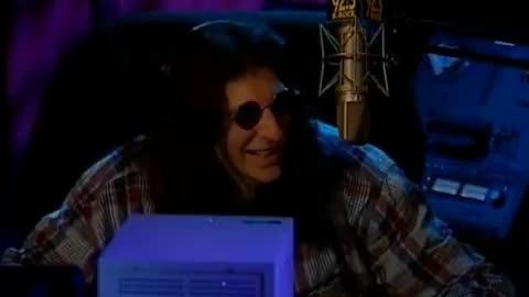 Howard Stern 2002 (Jesus Twins)
