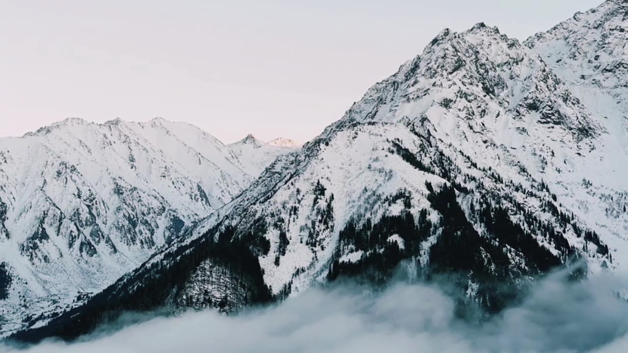 🏔️ Why is Mount Everest Getting Taller Every Year? 🌍
