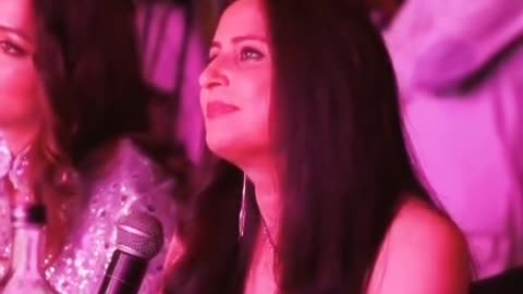 Neelam Hamdard Vlog54 Asking questions as a Judge