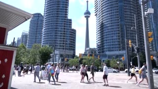 Canadians vacationing closer to home as they ditch US travel