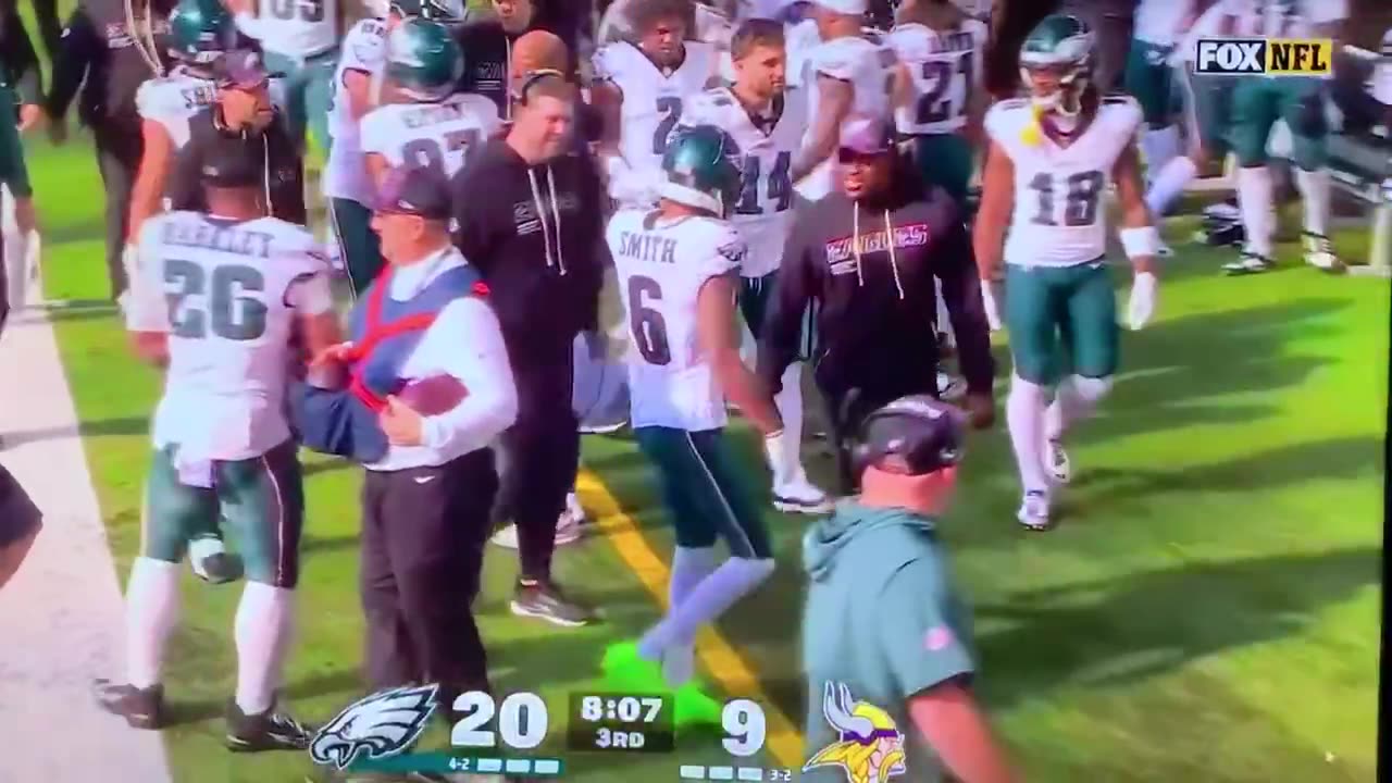 Eagles 🦅 WR #6 Devonta Smith TD 🏈79 yds.