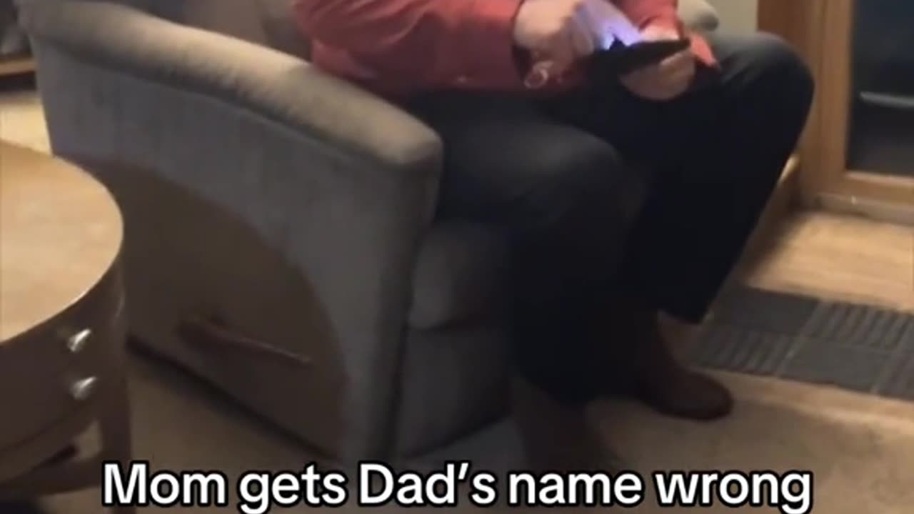 Mom gets Dad's name wrong over text