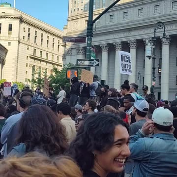 En Nueva York dicen: "ICE FUERA DE NYC"