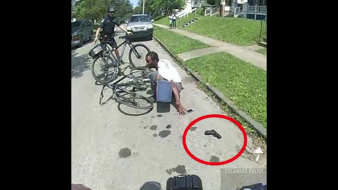 Bike Cops Chase Thug with Gun