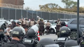 LIVE: Protest Outside Broadview ICE Facility