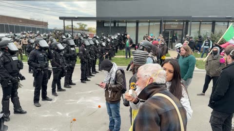 LIVE: Protest Outside Broadview ICE Facility