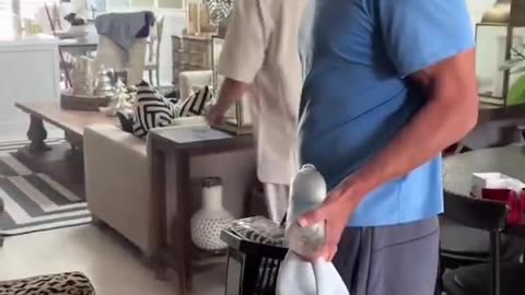 LSU’s New Head Coach Makes Millions—Still Won’t Pay for Grocery Bags