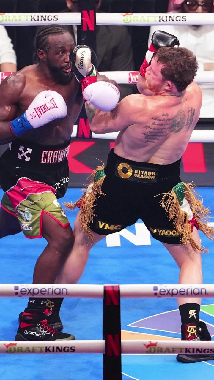 Oscar De La Hoya Mocks Canelo Alvarez After Terence Crawford Loss