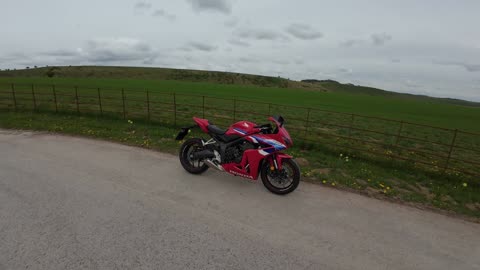 HONDA CBR650R Review (2025) | Is This the Perfect Everyday Sportbike?