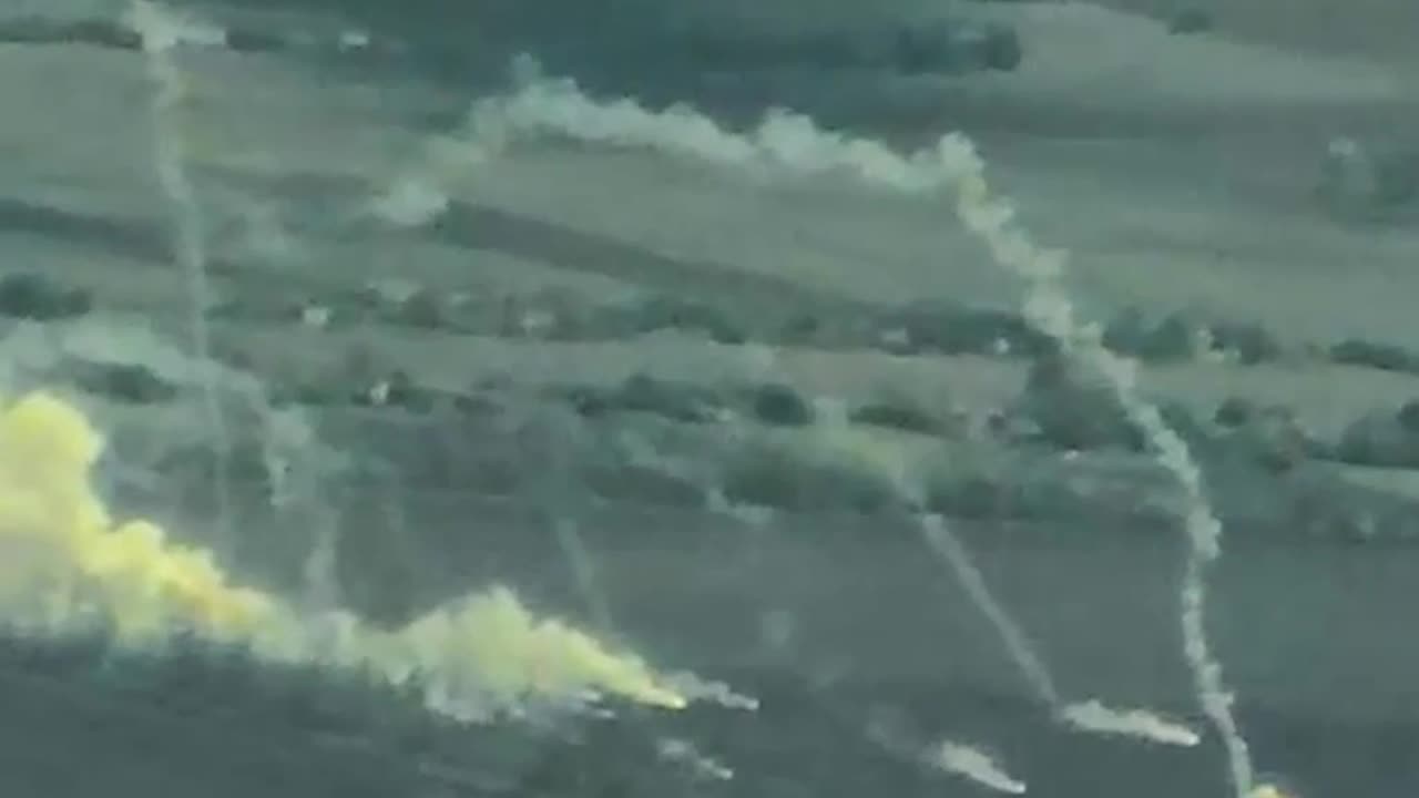 💥 Destruction of the Russian Buk-M3 air defense missile system using a loitering munition.
