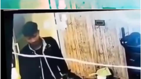 Ghaziabad: Salon Worker Arrested for Spitting on Cream Before Applying It to Customer’s Face