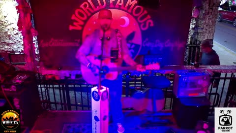 LIVE Music Everyday!