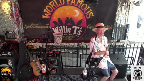 LIVE Music Everyday!