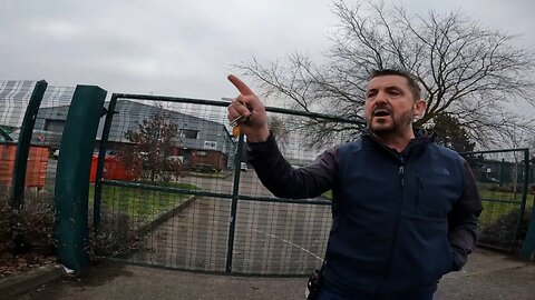 "I'll Call The Police - Last Chance!" 🤬🤬🥊