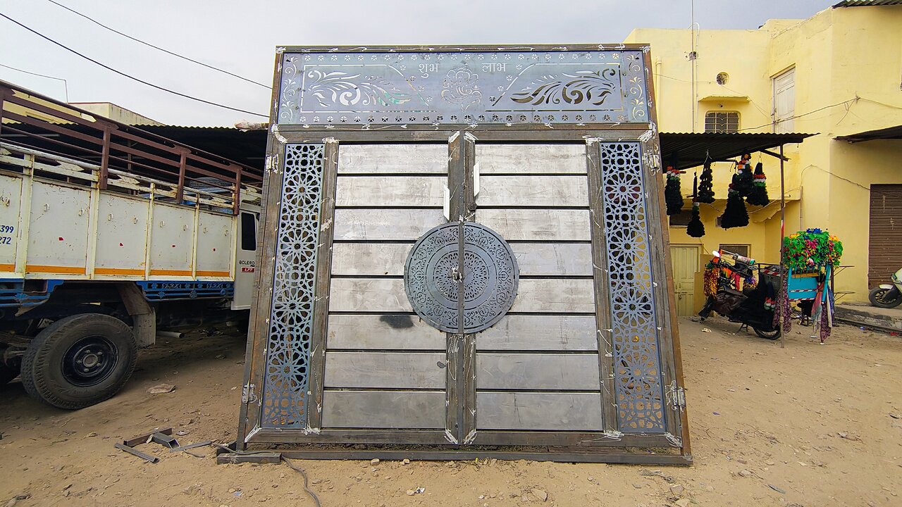 Laser cutting sheet mein gate design