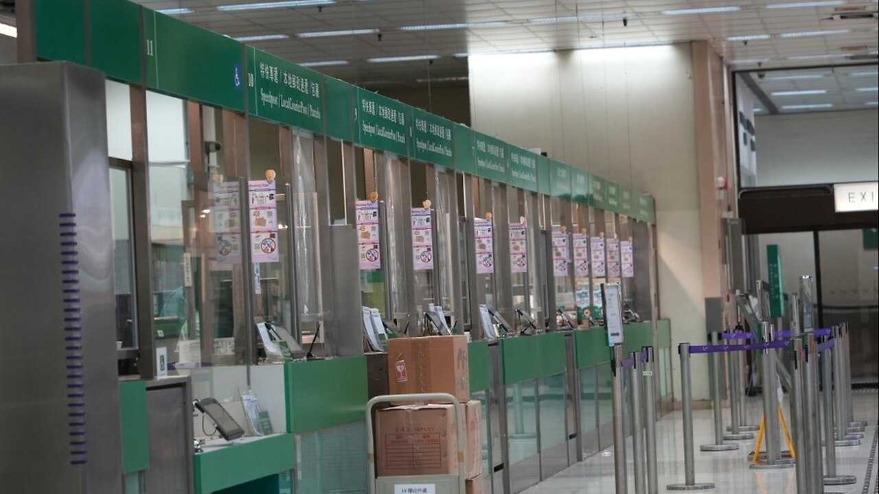 Hong Kong Suspends Mail Services to US