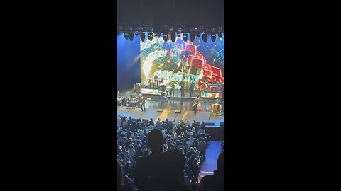 Earth, Wind & Fire “September” live The Venetian Las Vegas