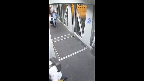 Ladrões do INSS, fugindo com apoio da Polícia Federal