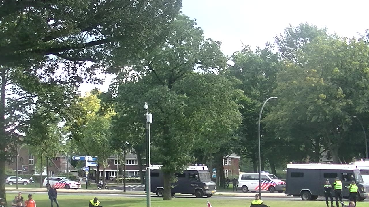 Pegida Enschede 2017 14/17