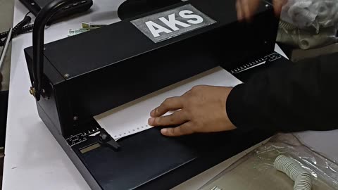 Top Spiral Binding Machine Dealers in Chawri Bazar, Delhi #dealers #viralvideo #fully #bank