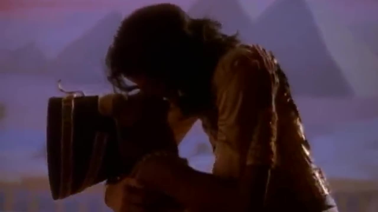Michael Jackson - Remember The Time (Official Music Video)