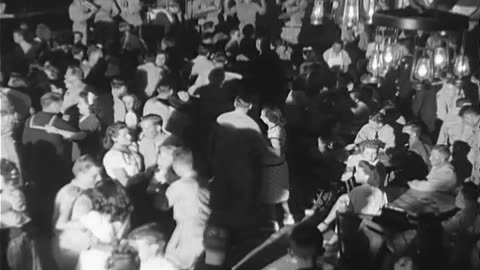 CELEBRATION OF Japanese SURRENDE... - CELEBRATION OF Japanese SURRENDER IN HOLLYWOOD - 428-npc-14418