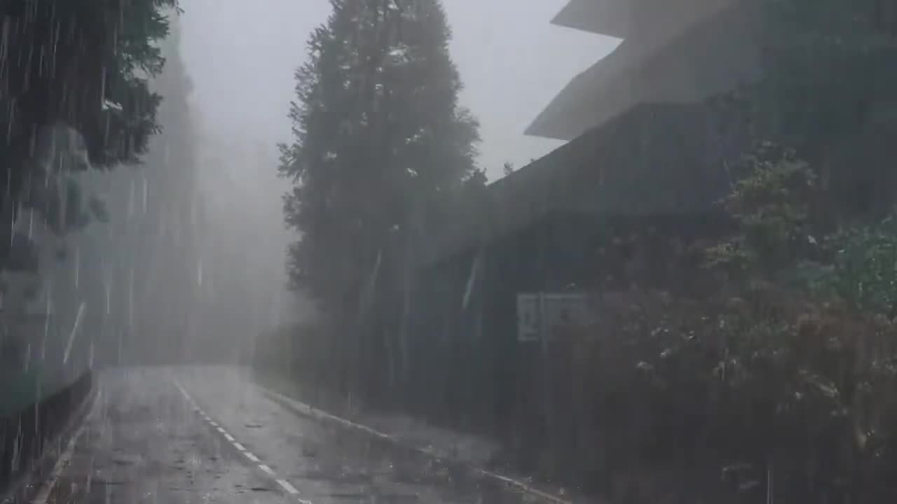 Rain Sounds For Sleeping - 99% Instantly Fall Asleep With Rain And Thunder Sound At Night