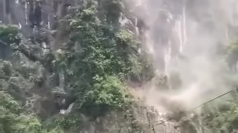 Glissement de terrain à Ninh Binh Vietnam le 8 juillet 2025
