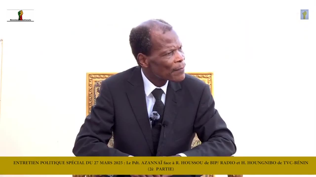 AZANAÏ SE MET A TABLE 2