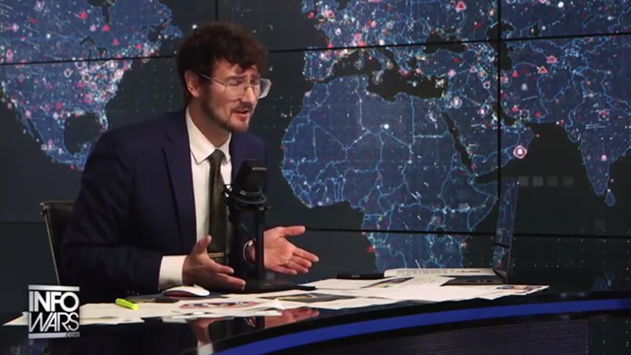 WAR ROOM with Harrison Smith [FULL] Thursday 9/18/25