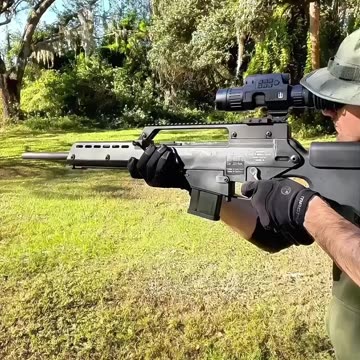 StarStrike 数字夜视仪 #国外合法拍摄国内请勿模仿 #武器科普 #实弹射击 #男人减速带 #靶场射击