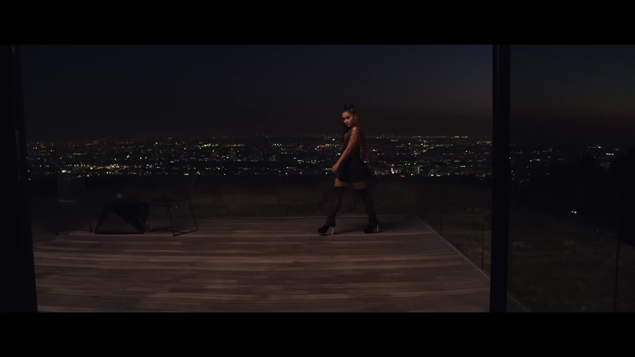 Ariana Grande - break up with your girlfriend, i'm bored (Official Video)