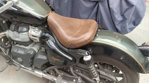 Royal Enfield Super meteor 650 | Leather Seat | Installation - SPAREZO