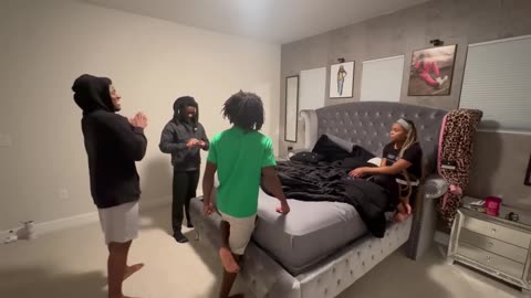 CUTTING MY SISTER BRAIDS OFF WHILE SHE’S SLEEPING *SHE WAS PISSED*