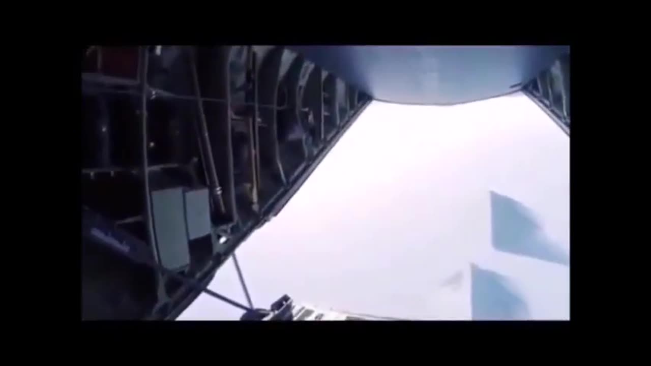 Fuite d'une vidéo montrant l'intervention militaire américaine dans les pyramides de l'Antarctique