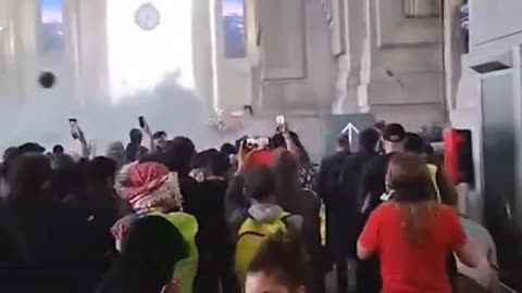 Milan under attack. Get this scum out of Italy.