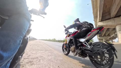 2025 Xtreme 250R vs TVS Apache RTR 310 Drag Race Unexpected Result baba 🤔