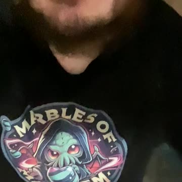 I wearing my shirt I won from @0athyTTV