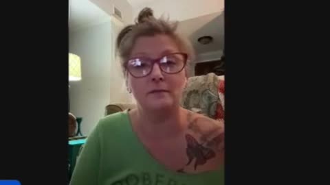 Wrestling Fans Unite! Unexpected Hulk Hogan Shirt Encounter