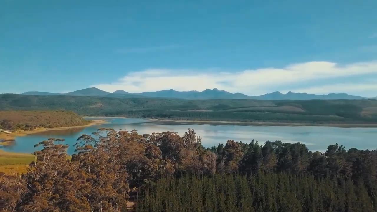 "Most Beautiful Lakes in the United States 🇺🇸 | Nature’s Hidden Gems!"