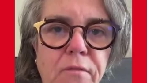 Rosie O’Donnell Continues To Make A Fool Of Herself