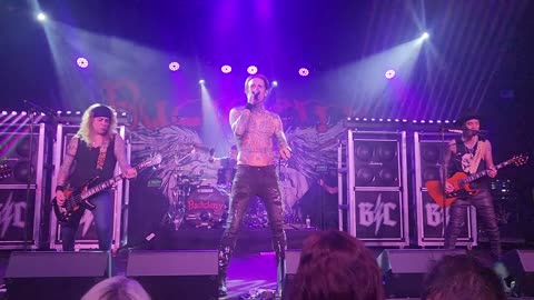 Buckcherry ( live)