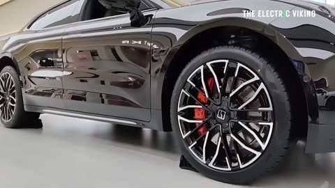 Zeekr's 001 Electric Wagon Charges in 7 minutes at 1140kw Charging Speeds
