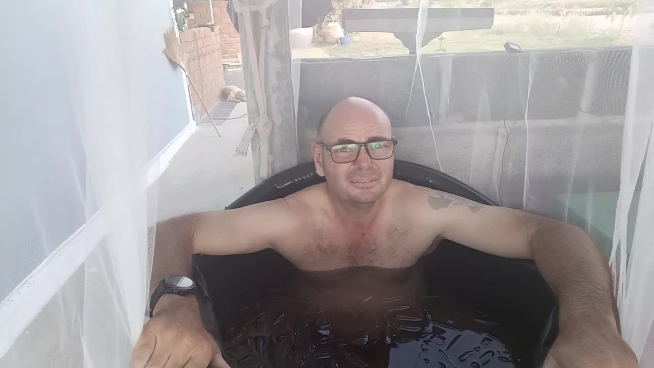 VLog #9 Cold plunge - hate it and love it