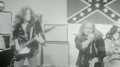 Lynyrd Skynyrd - Sweet Home Alabama (1974) (480p)