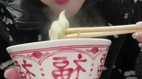 *Spicy Pig Trotter & Stir-Fried Noodles Mukbang | Eating Show 🍖🍜🔥*
